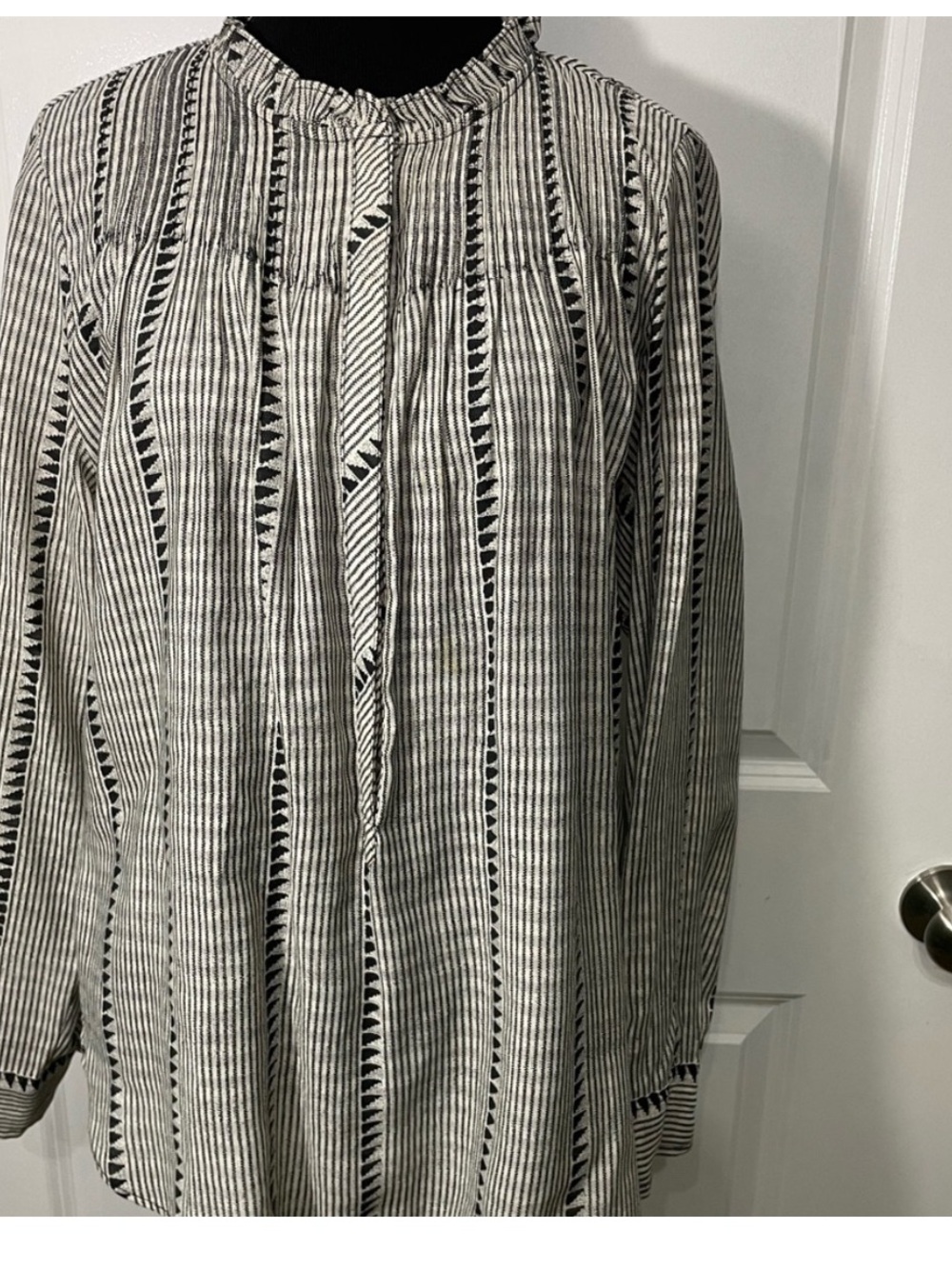 J Crew Black and White Striped Peasant Blouse size Small CB-10 - Picture 2 of 10